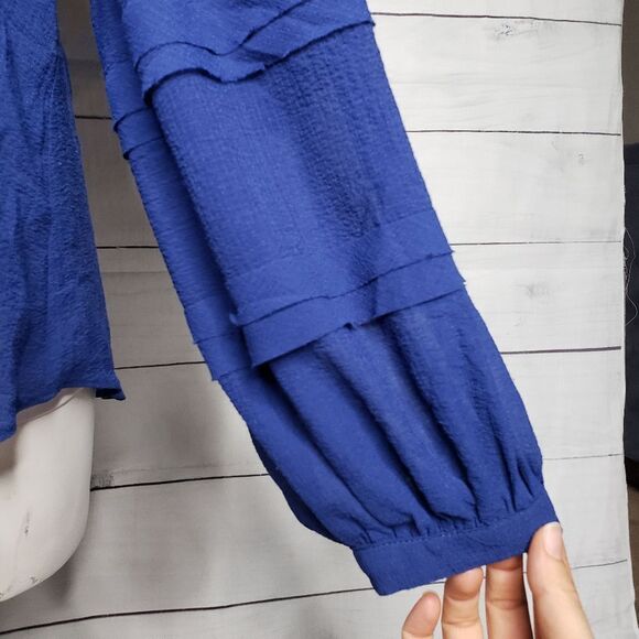 Jane and Delancey boho gauzy flowy top Large blue - Picture 7 of 8